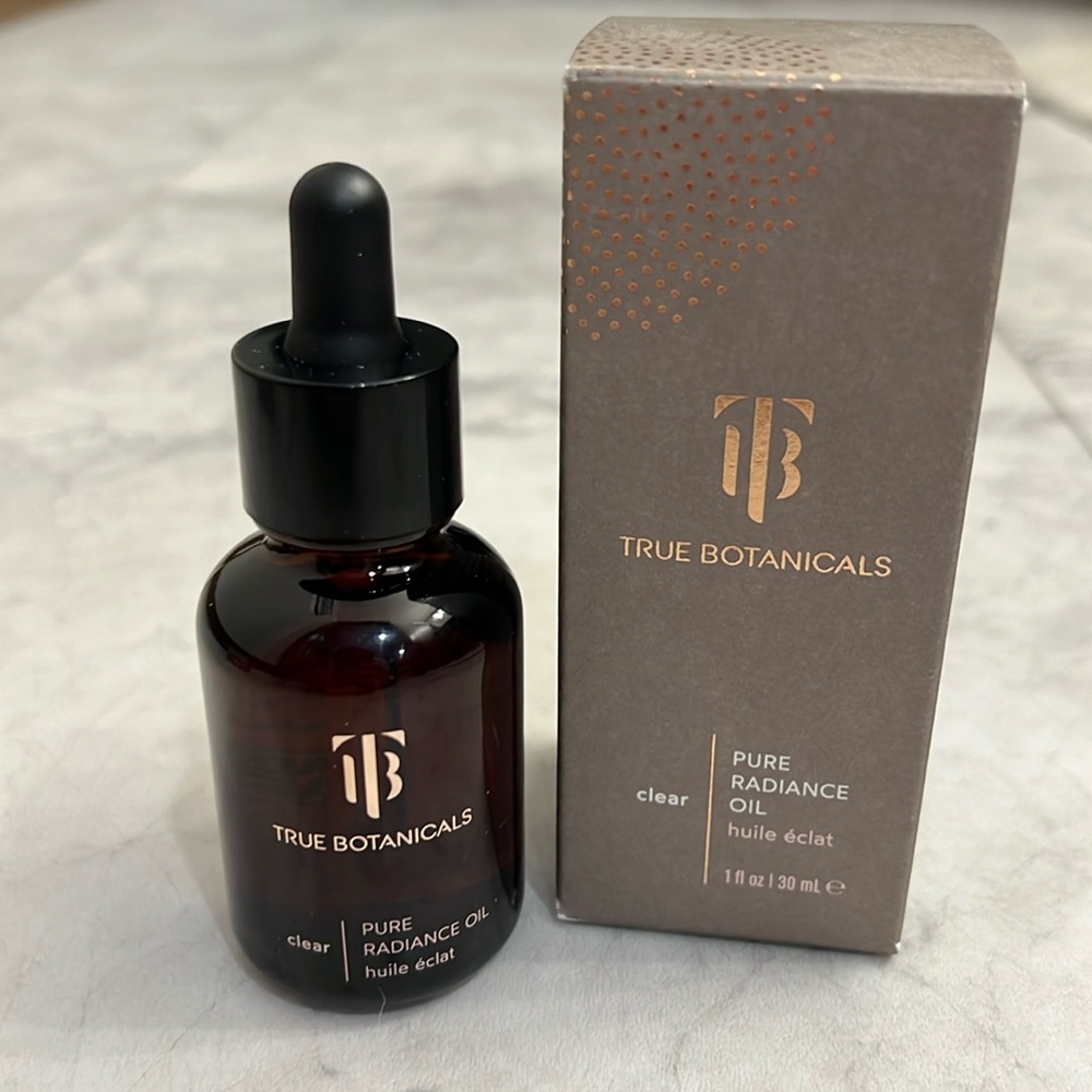 New True Botanicals Clear Pure Radiance Oil